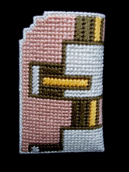 Brillenetui gestickt in Plastik canvas , abstrakte Kunst