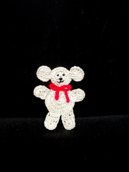 Der Wandbehang in Form eines Teddys